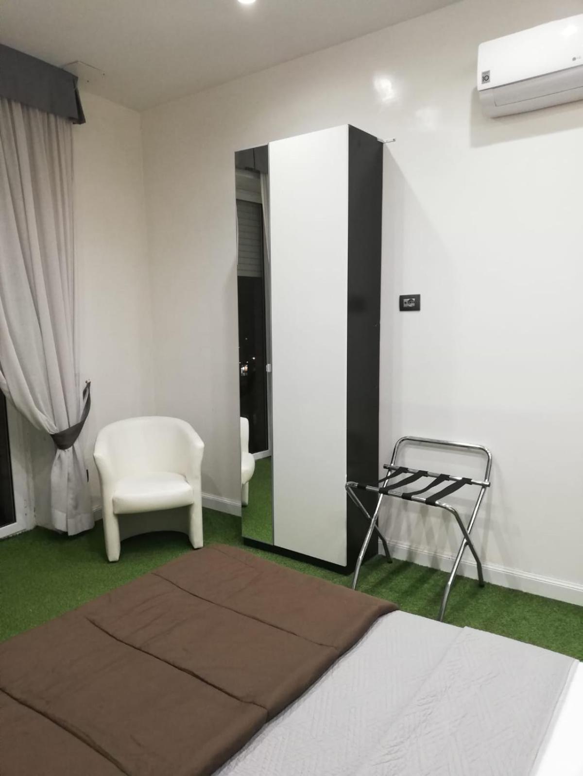 President Plaza Vip By Babylon Apartment Naples