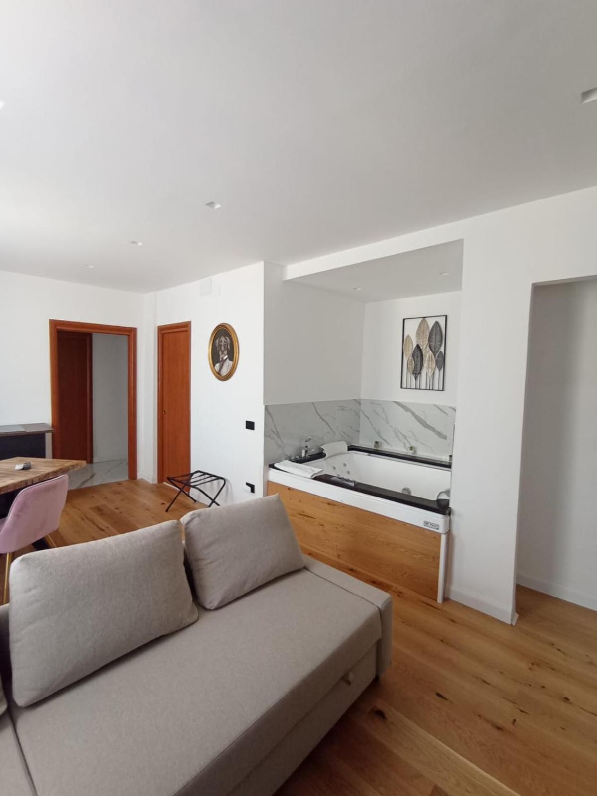 Apartment President Plaza Vip By Babylon